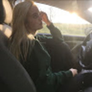 Meet your Posher, Cora